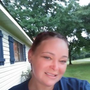 Meet your Posher, Nikki